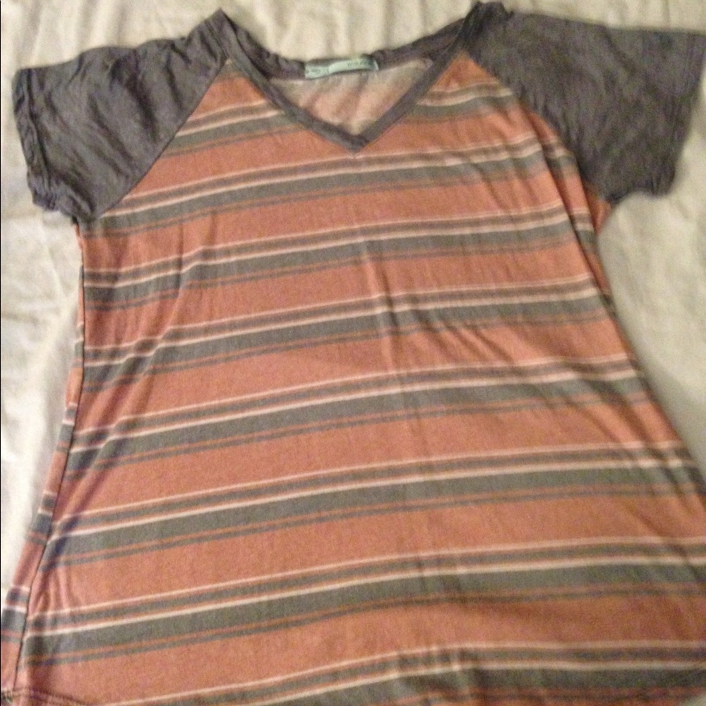 Maurice's shirt