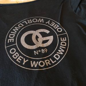 Obey tee