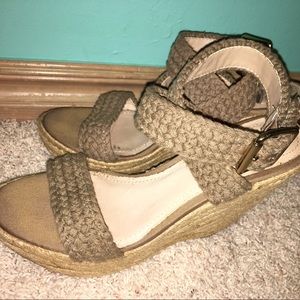 Steve Madden Wedges