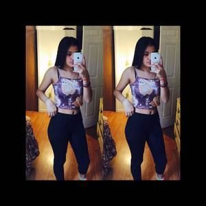 Meet your Posher, Eva