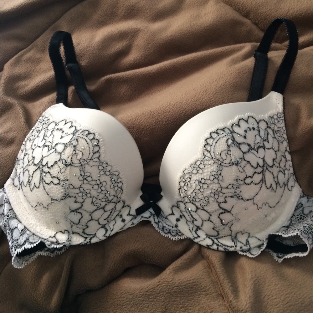 Victoria secret bra