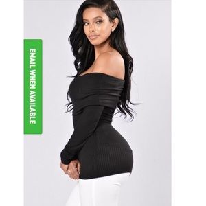 Fashion Nova "Up and Out" Top.