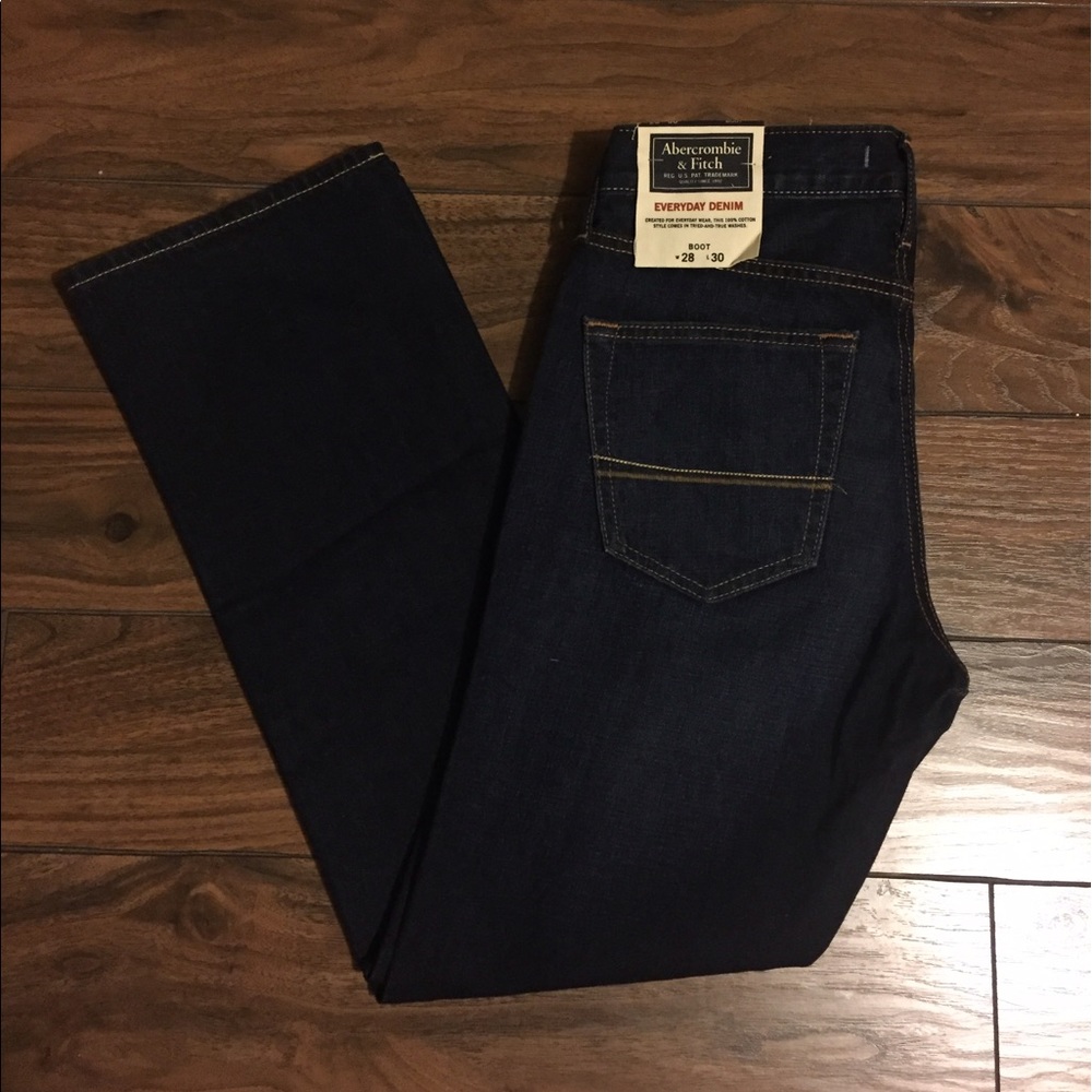 Abercrombie & Fitch Boot Jeans