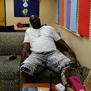 Meet your Posher, Henry