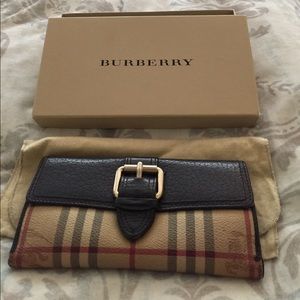 Burberry wallet