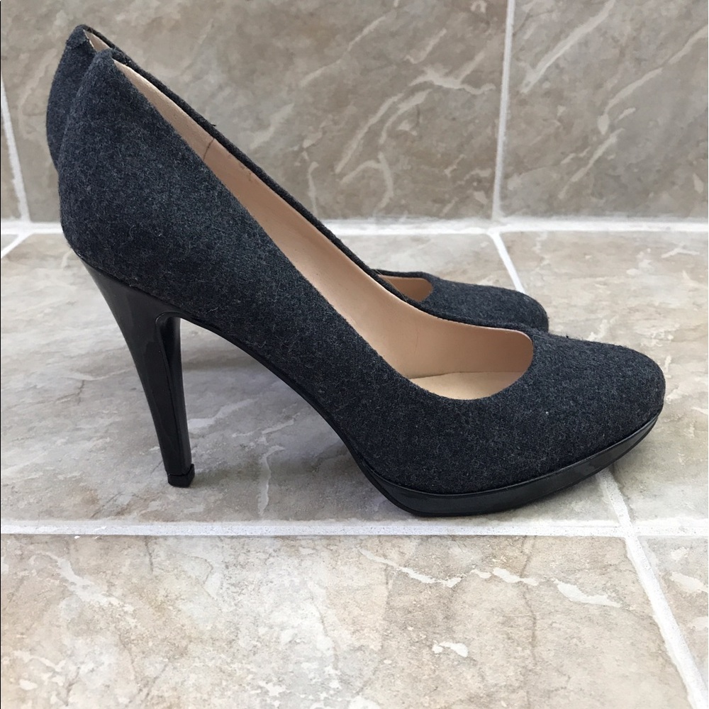 Nine West Charcoal Pumps