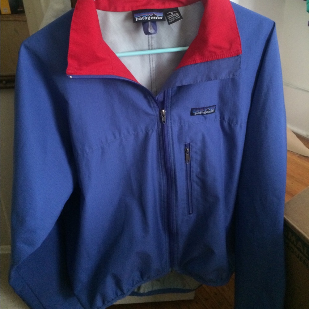 Patagonia windbreaker