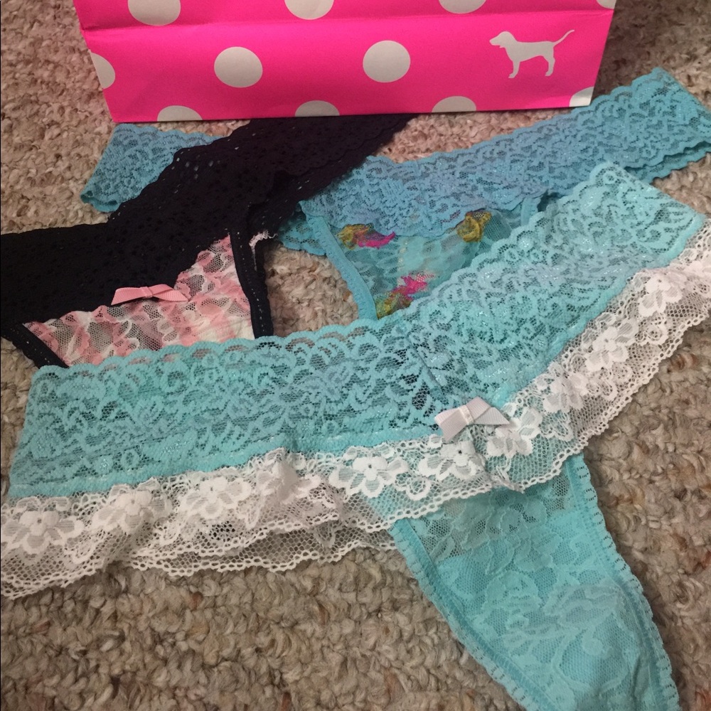 Victoria Secret Thong Lacies O/S