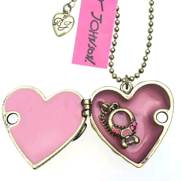 ♠️Betsey Johnson "True Love" Hearts Locket Set - Picture 4 of 7