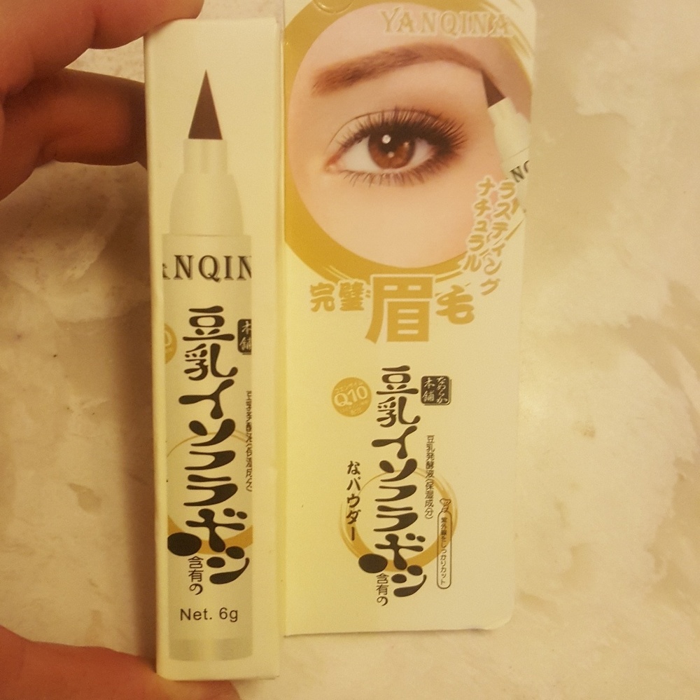 Staining liquid eyebrow pencil