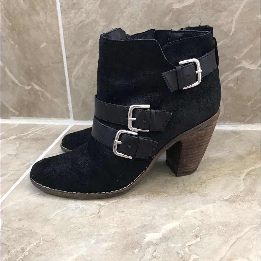 Dolce Vita Black Booties