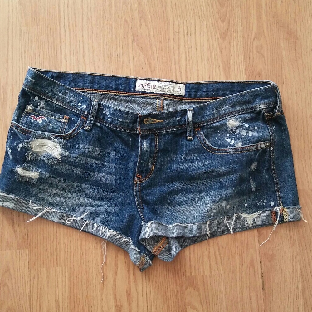Hollister distressed jean shorts