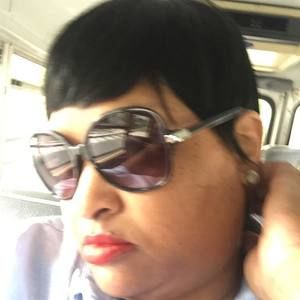 Meet your Posher, Monica