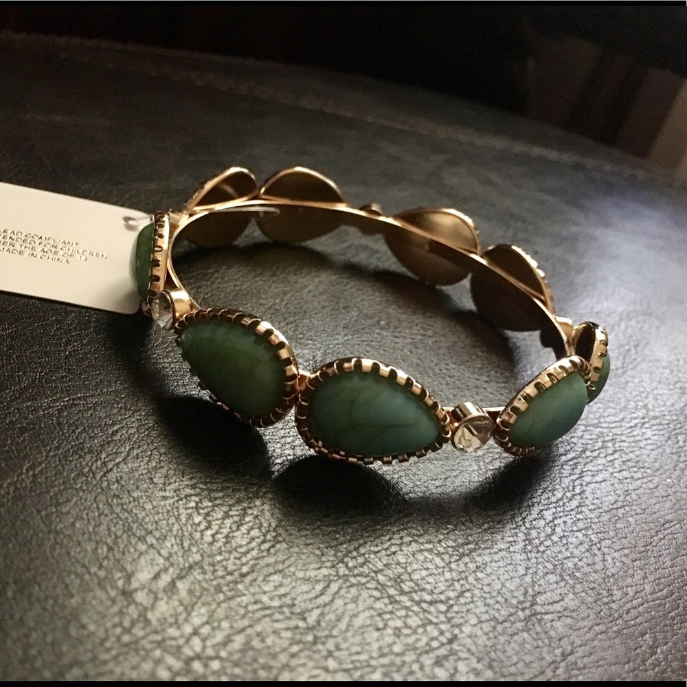 NWT Turquoise gem bracelet