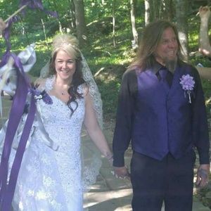 Meet your Posher, Toni