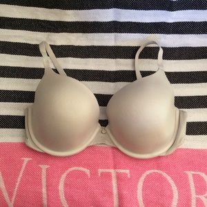 Victoria's Secret lined Demi bra