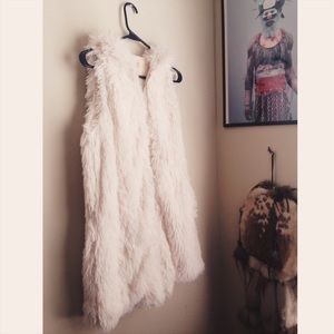 AUTHENTIC Piko 1988 Hooded Fur Vest
