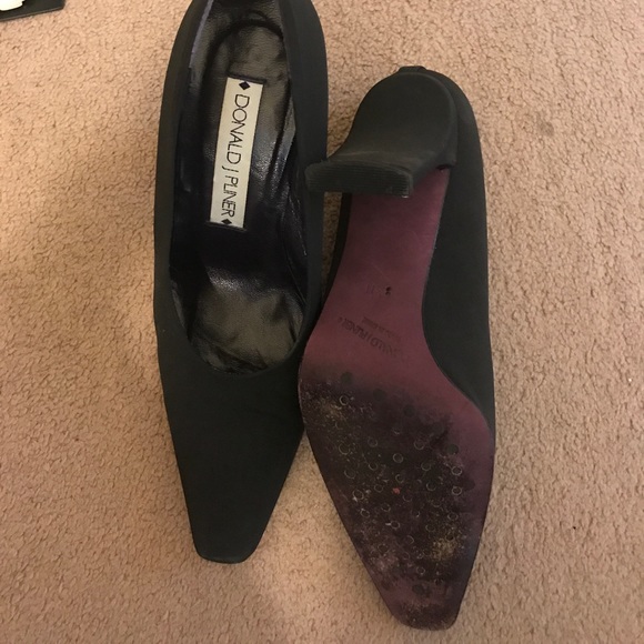 Donald Pliner fabric shoes - Picture 2 of 3