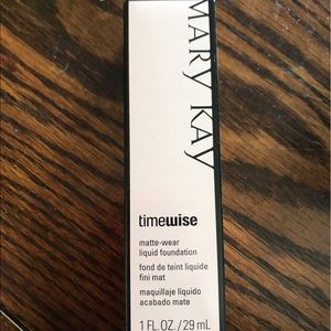 Mary Kay timewise Matte wear foundation