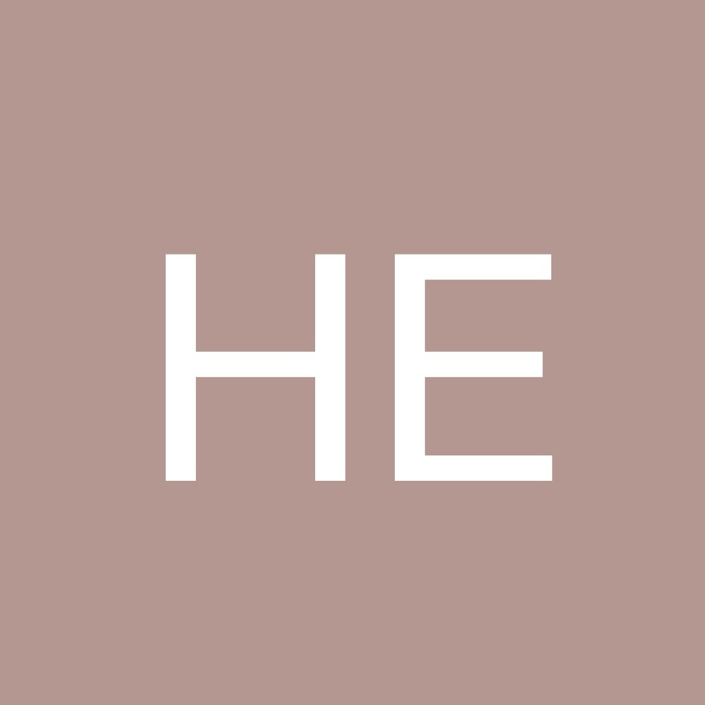 Meet your Posher, Hayley