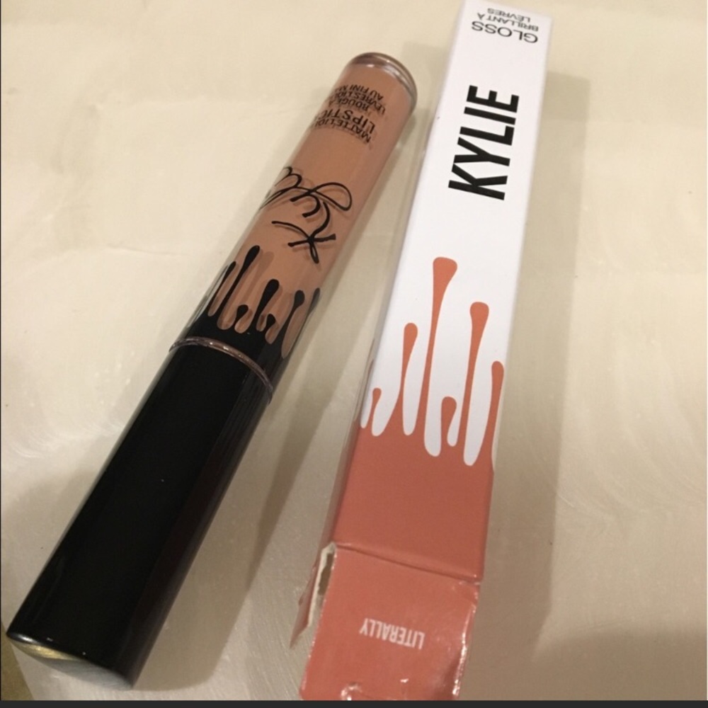 Kylie cosmetics lip color