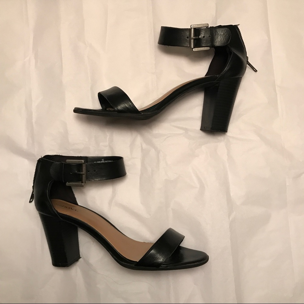 ❗️SALE❗️Black Chunky Heels