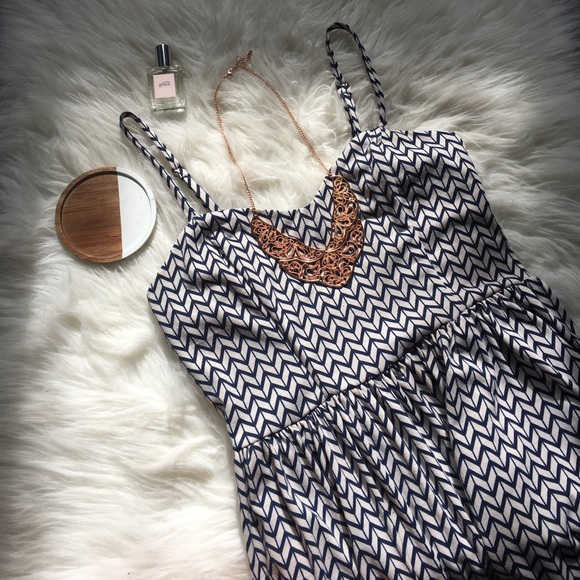 Xhilaration Dresses & Skirts - Chevron Dress