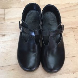 Dansko black Mary Janes size 40 US 9
