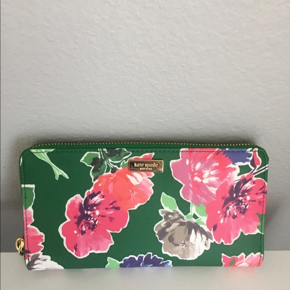 kate spade Handbags - Kate Spade Neda Springbloom Wallet