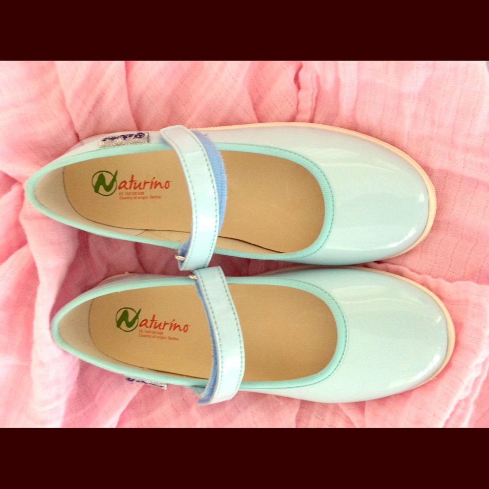 Naturino light blue kids shoes