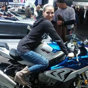 Meet your Posher, Jillian