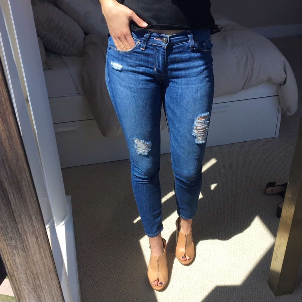 Low-rise Hudson Skinny Jeans