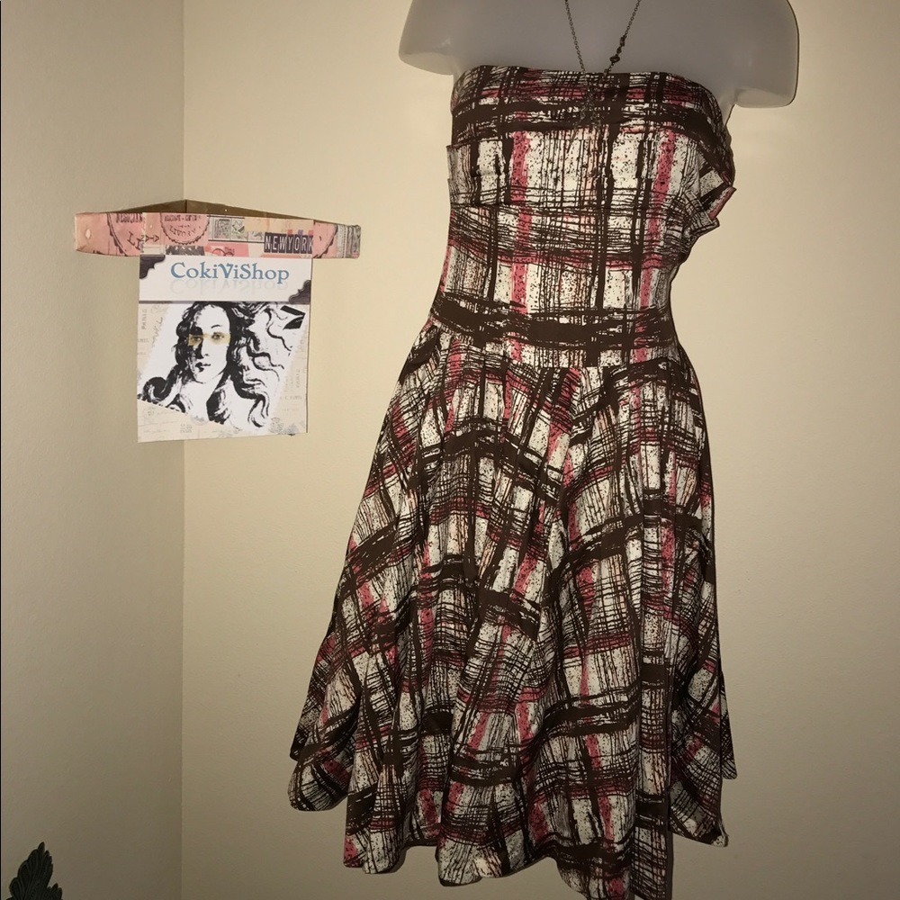 🍁Gorgeous ANTHROPOLOGY strapless dress🌻