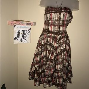 🍁Gorgeous ANTHROPOLOGY strapless dress🌻