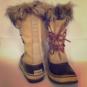 Women's size 7 Sorel Joan of Arctic boots