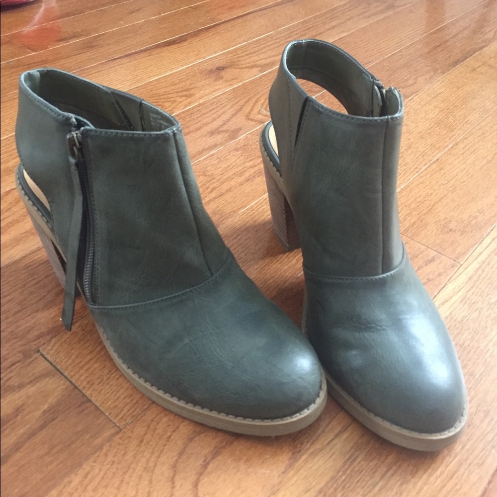 Nine West wedges
