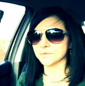 Meet your Posher, Tiffanie