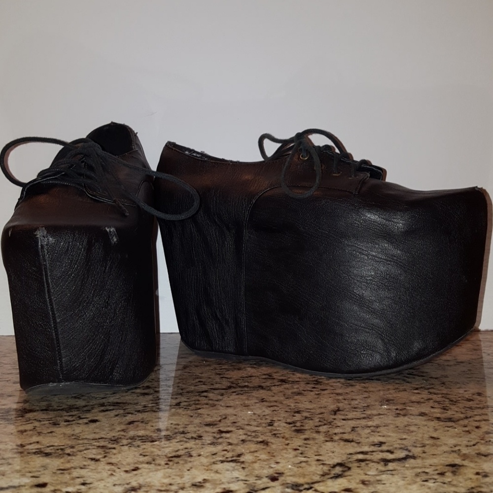 Substitute Club Kids Platforms