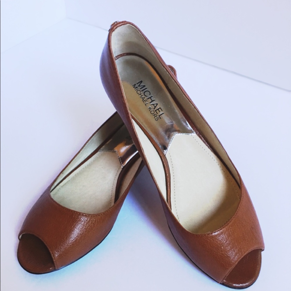 MICHAEL Michael Kors peep toe cognac flats