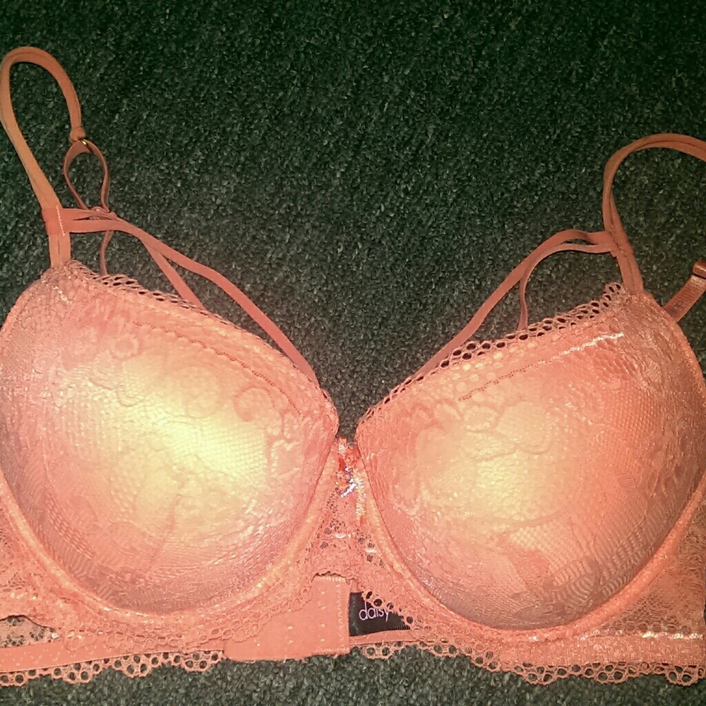 Strappy push up bra