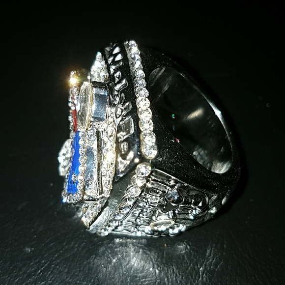MENS RING - Picture 3 of 3