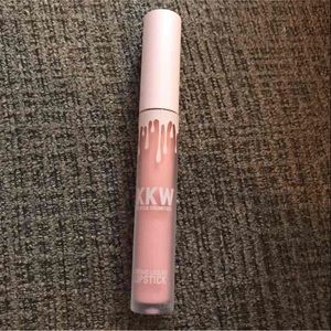 KKW x Kylie cosmetics shade KIM