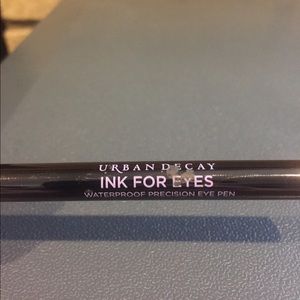 Urban Decay Liquid Liner Ink for Eyes