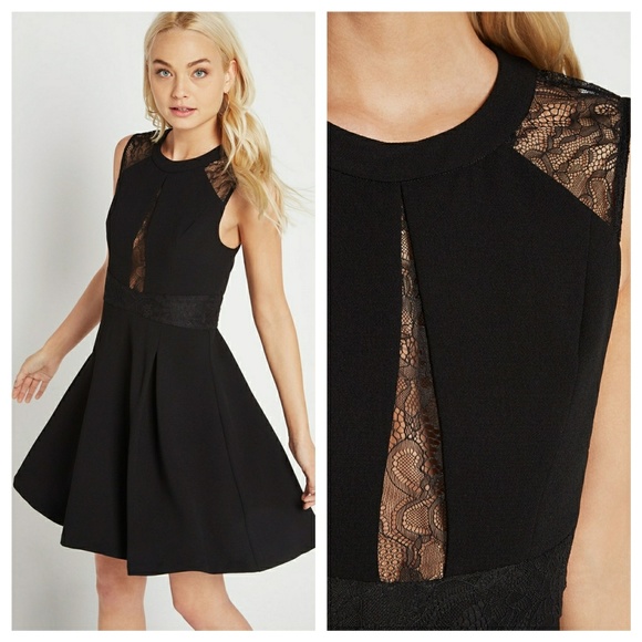 💚New BCBGeneration Lace Trimmed Fit & Flare Dress - Picture 3 of 7