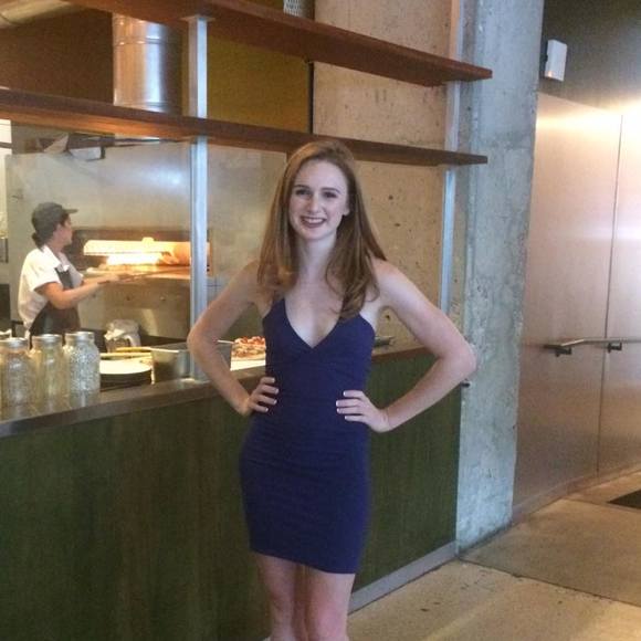 Meet your Posher, Emily - Picture 1 of 1