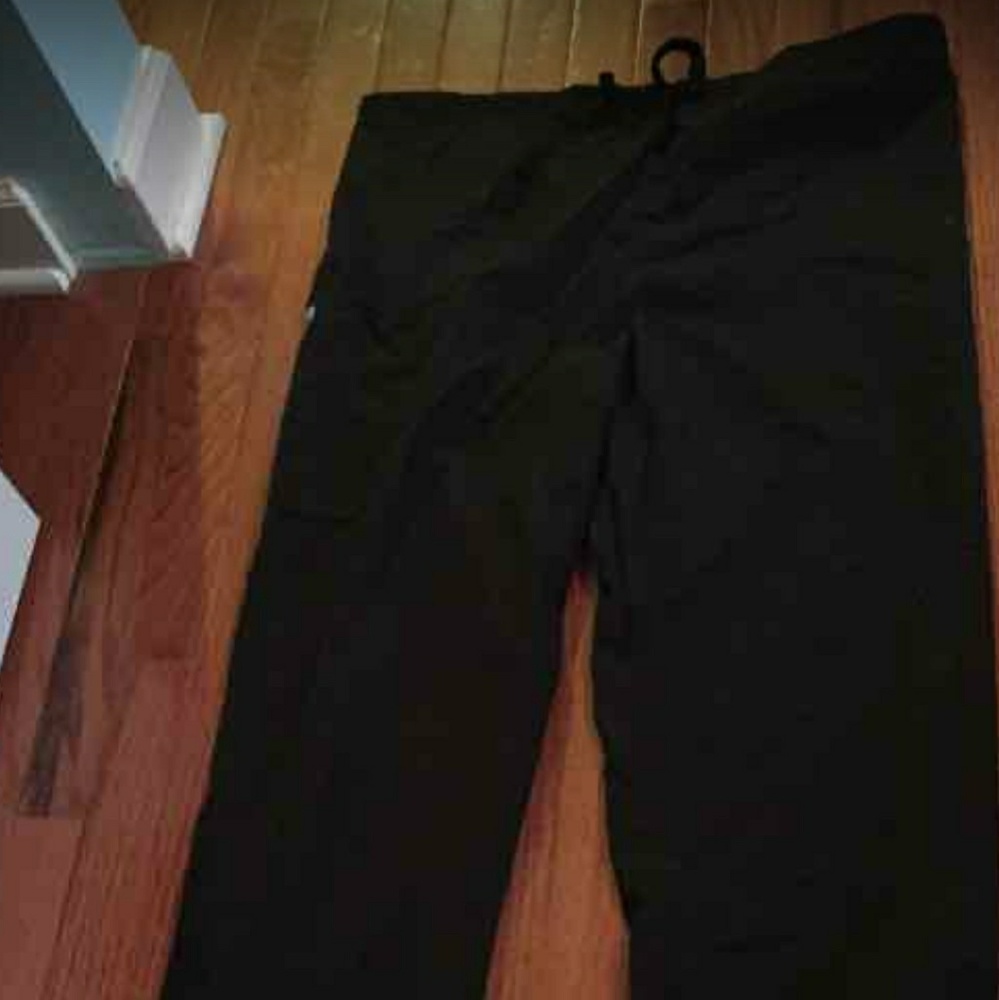 Black scrubs