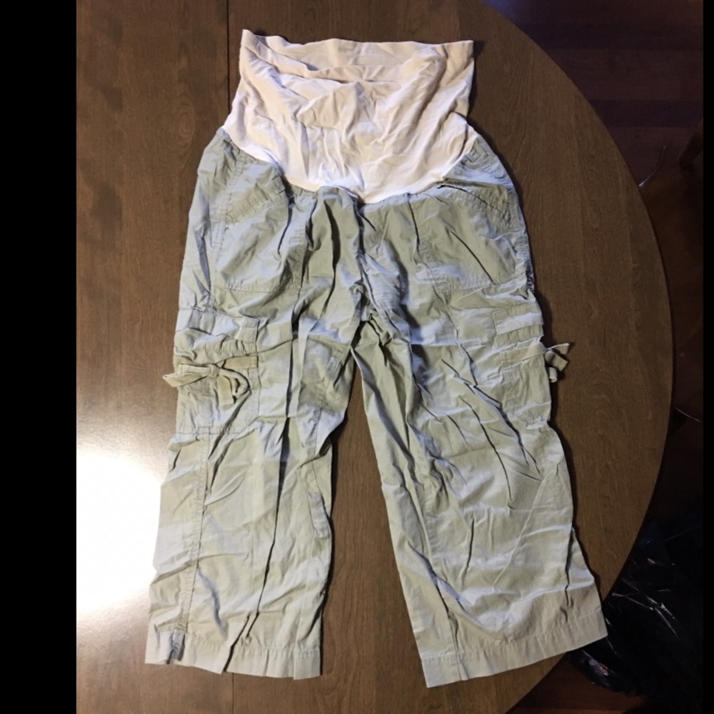 Maternity Capris