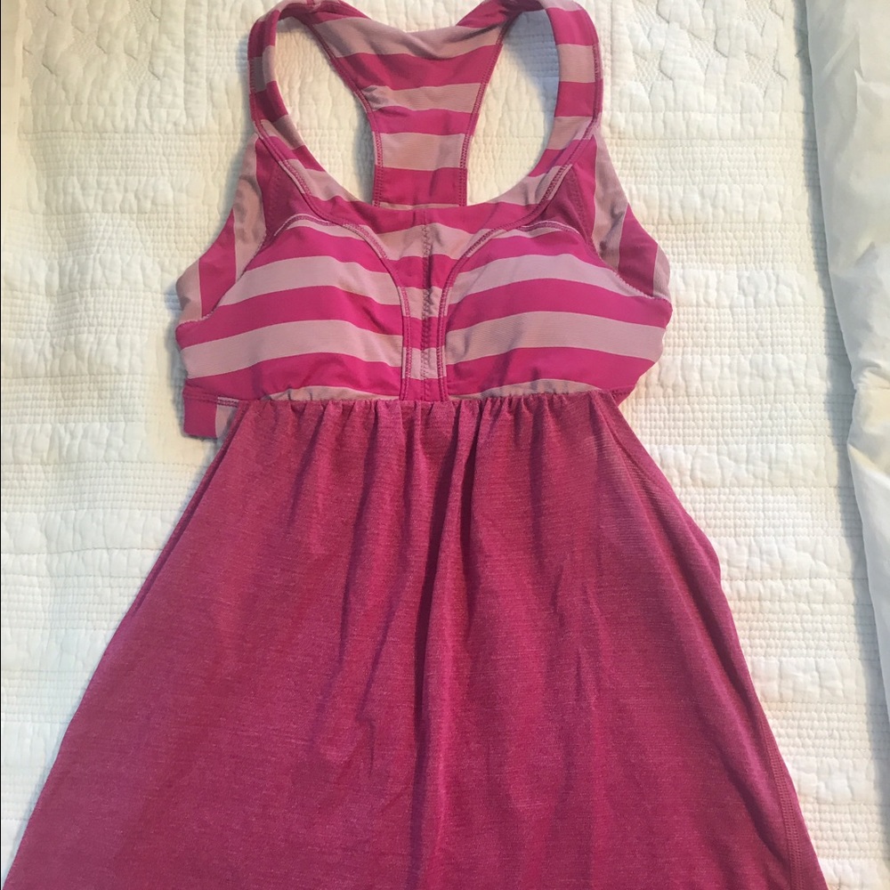 Lululemon Tank with attached bra