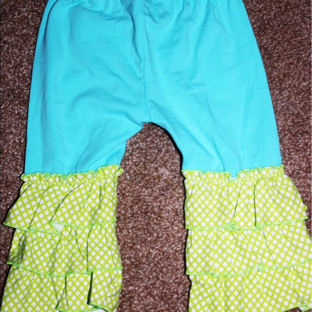 Girls Ruffle Capri set - Picture 3 of 4