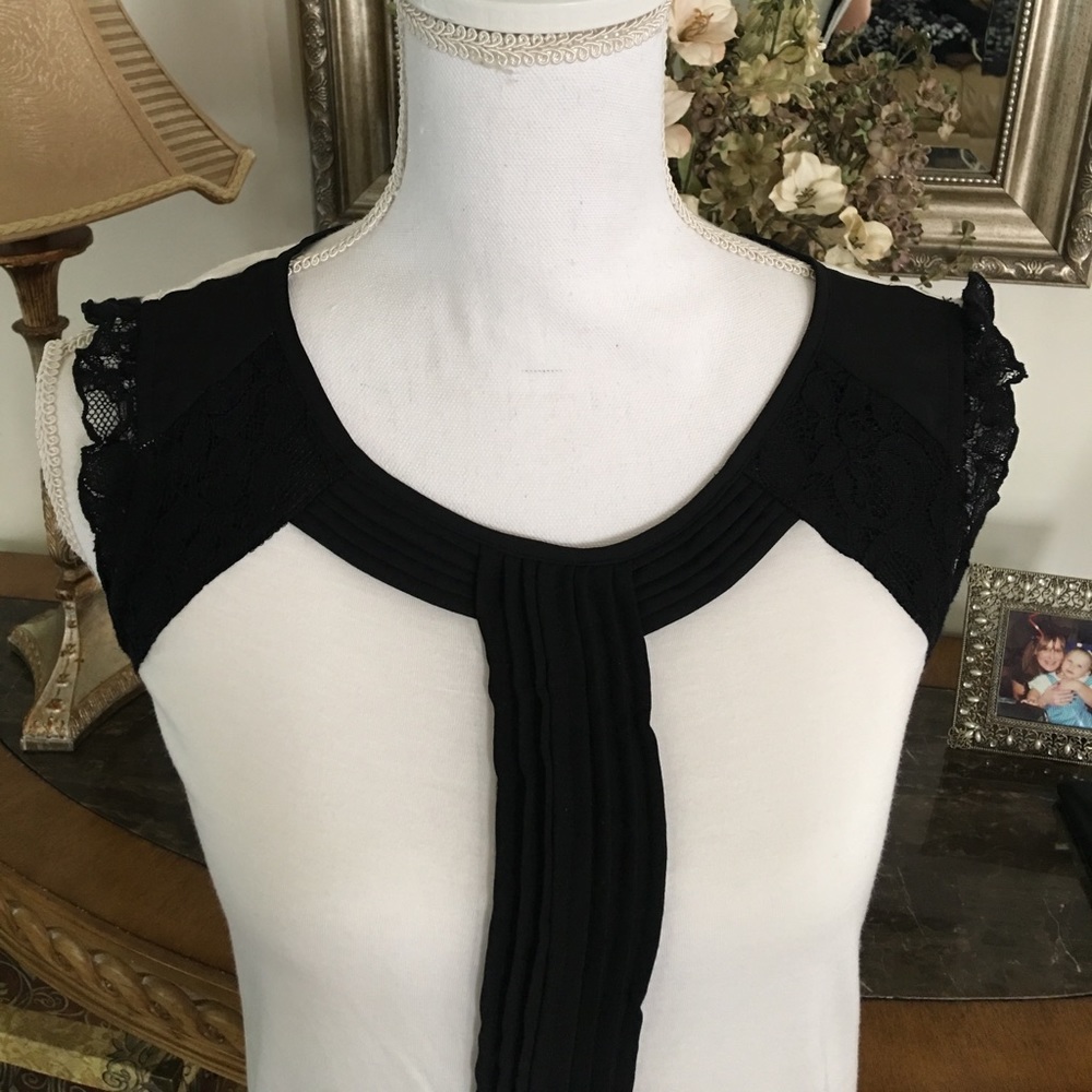 NEW ELLE SLEEVELESS TOP - Picture 3 of 8